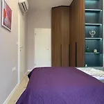 Apartamento Lovely 1-bedroom In Wifi-netflix-ac Tirana