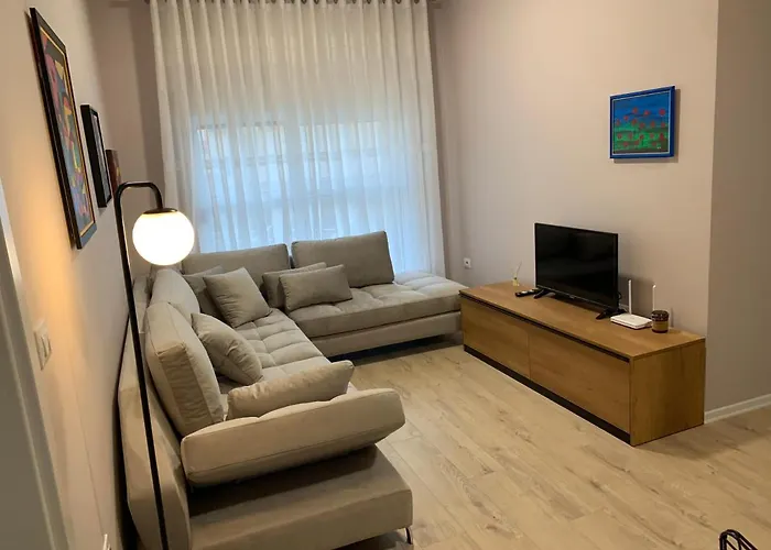 Apartment Lovely 1-bedroom In Wifi-netflix-ac
